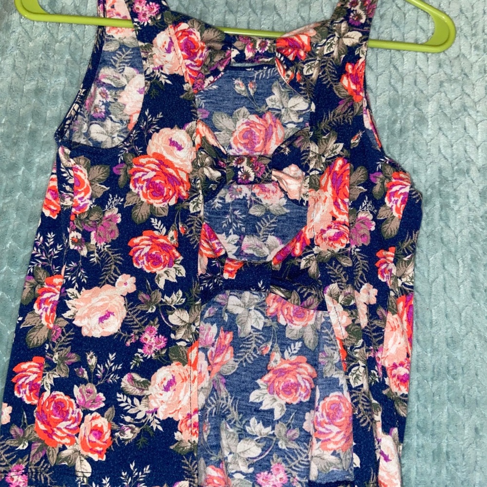 Xhilaration Tank Top